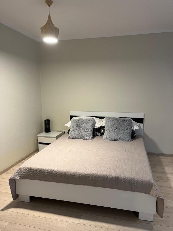 Beautiful Apartment Great Location Free Parking 리가 외부 사진